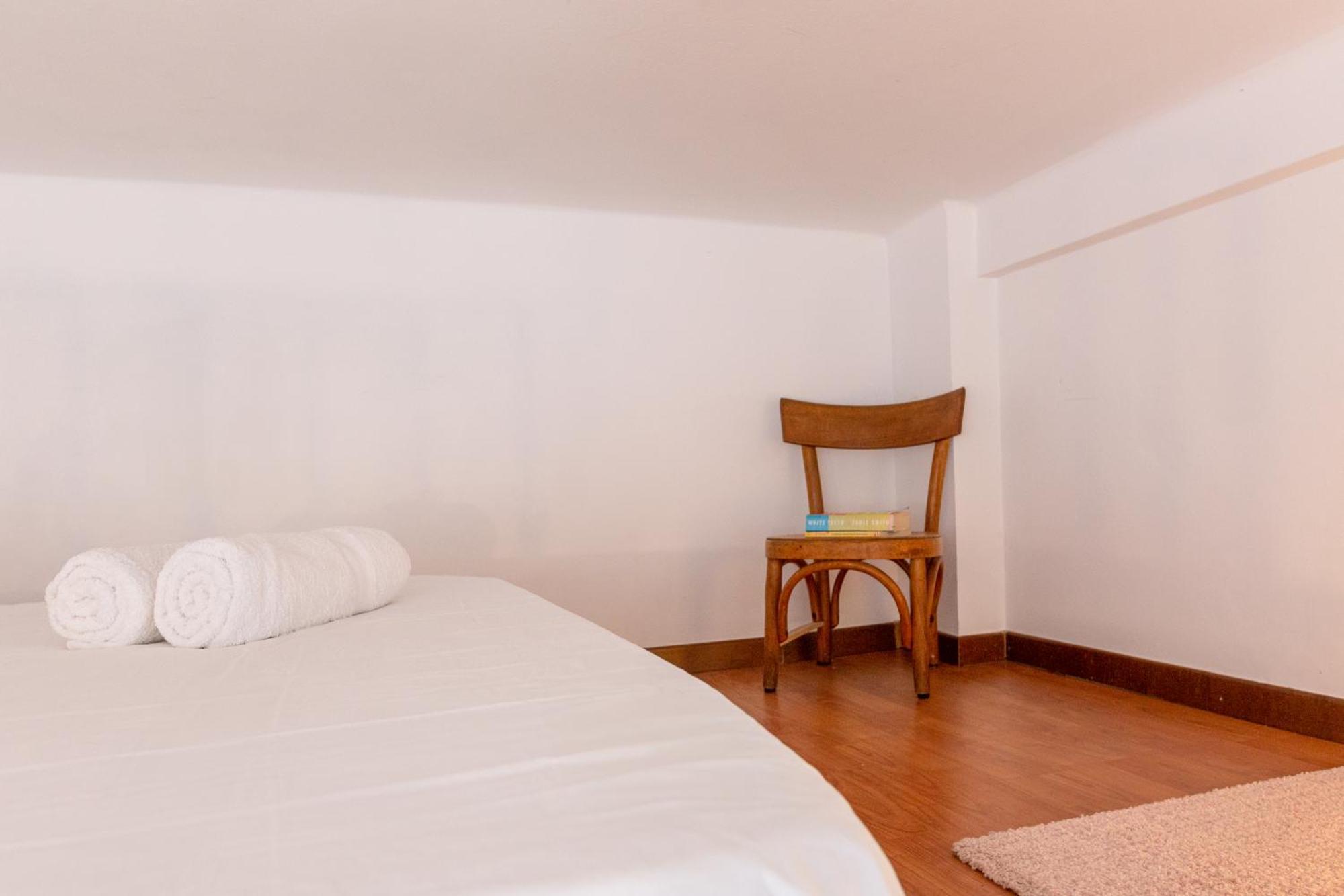 Soft Colors Exclusive Apartment - Navigli District - M2 Milan Exterior photo