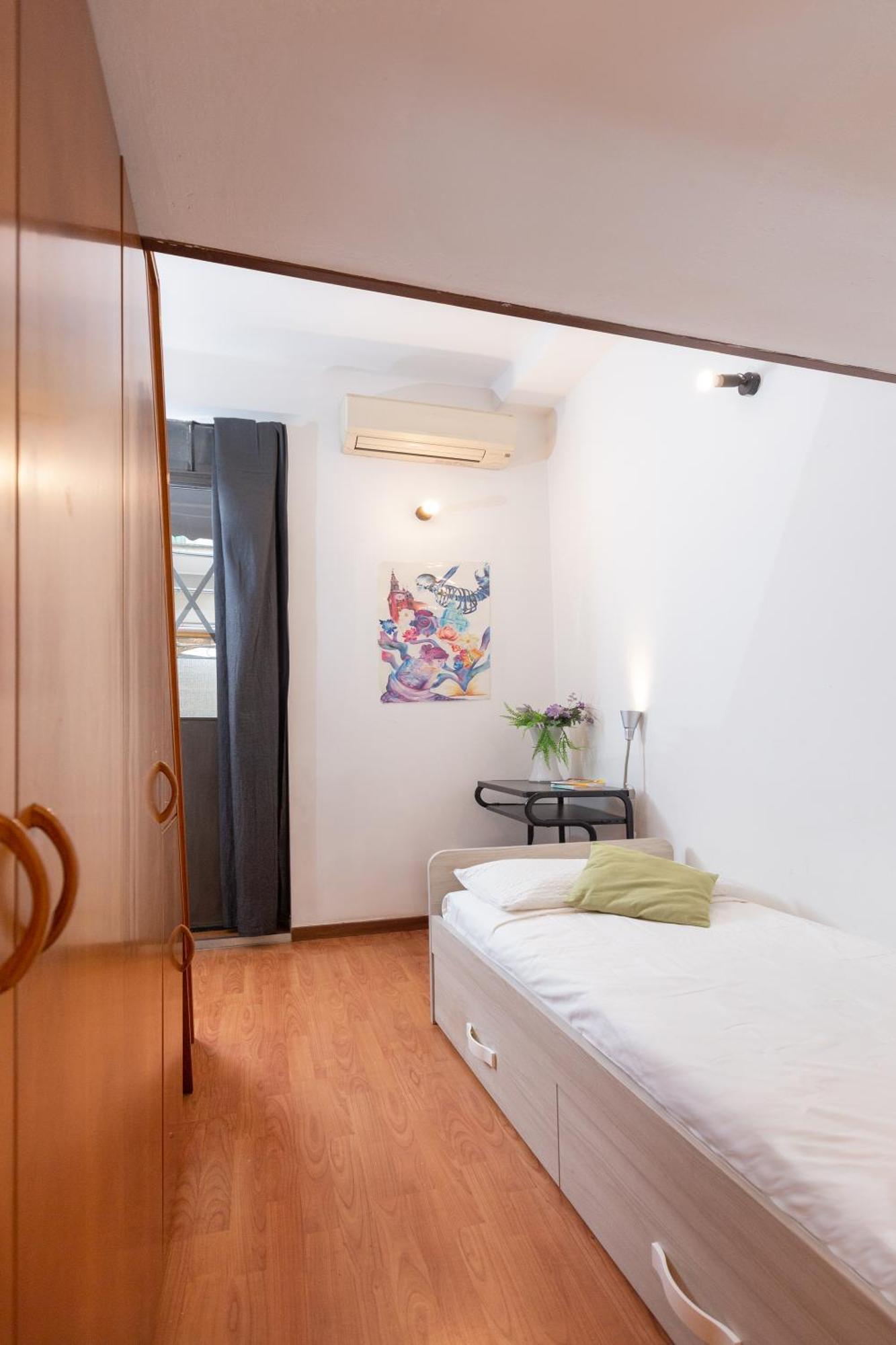 Soft Colors Exclusive Apartment - Navigli District - M2 Milan Exterior photo
